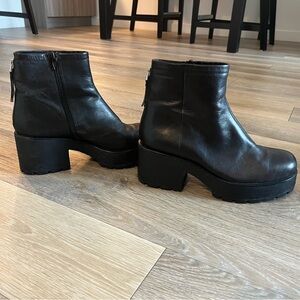 Vagabond Chunky platform boots - Size 40 women’s